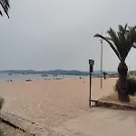 公寓 T3 Avec Piscine Et Proche De La 5mns A Pied