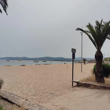 Apartment T3 Avec Piscine Et Proche De La Mer 5Mns