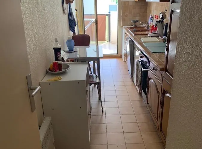 Lägenhet T3 Avec Piscine Et Proche De La 5mns A Pied *