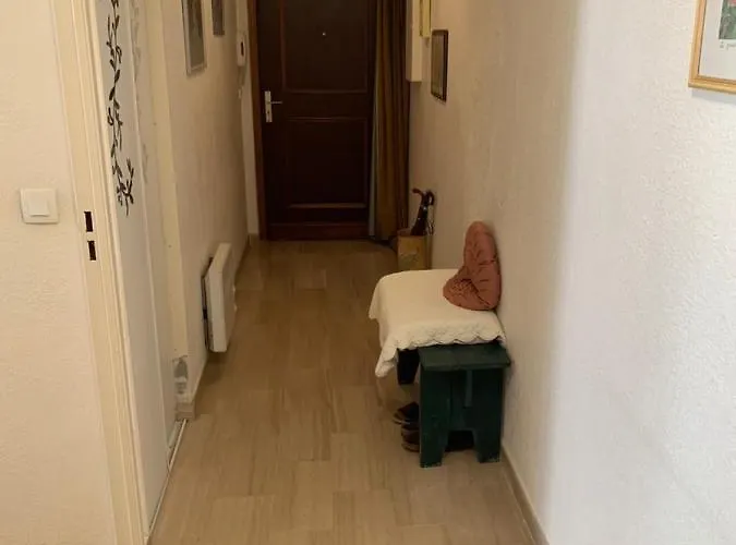 T3 Avec Piscine Et Proche De La 5mns A Pied