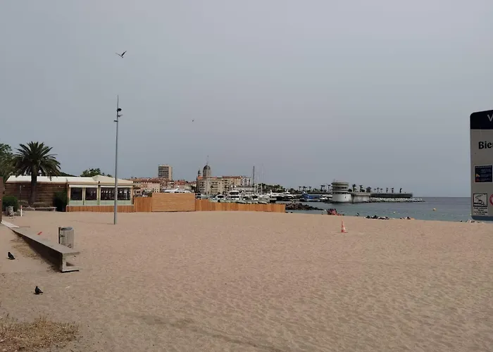 T3 Avec Piscine Et Proche De La 5mns A Pied Apartamento