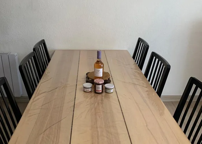 T3 Avec Piscine Et Proche De La 5mns A Pied *